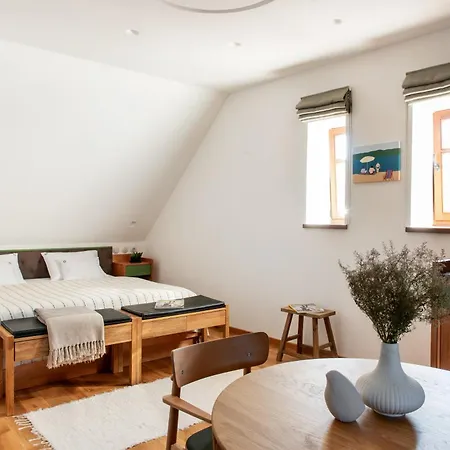 Apartament Pipiter & Szigliget